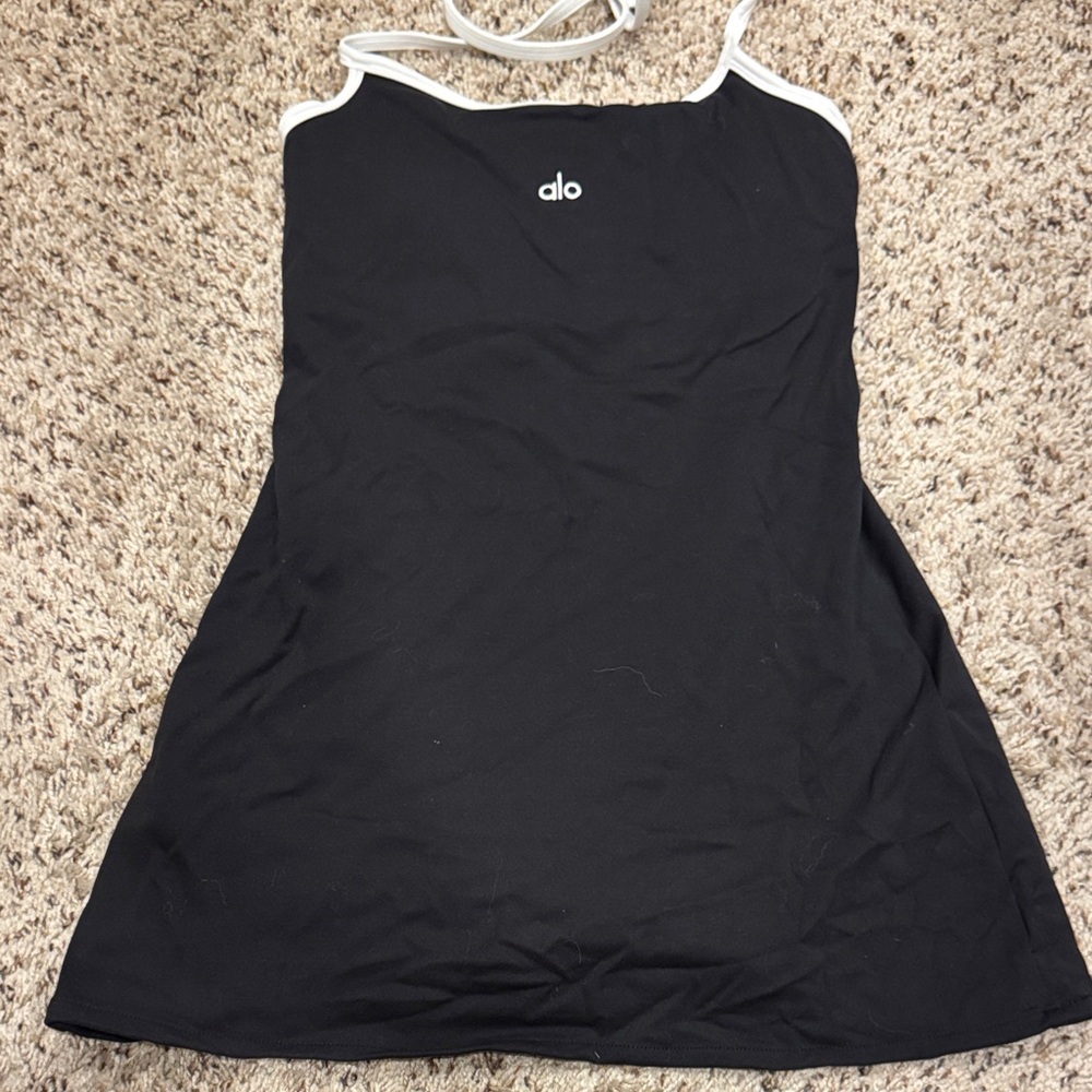 ALO Yoga Black Top with White Accents